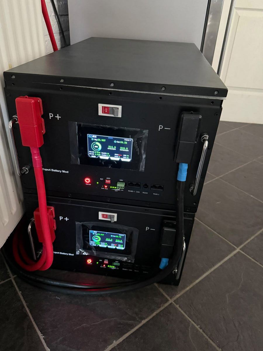 Κιτ DIY ESS: στοιβαζόμενες οικιακές μπαταρίες με ενδείξεις BMS σε πραγματικό χρόνο